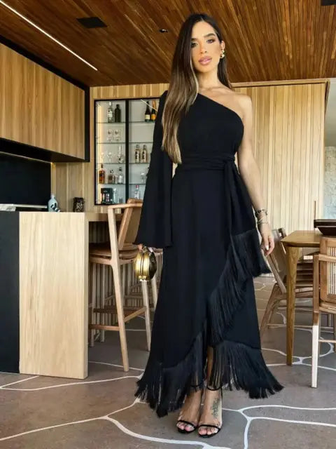Lucy - Modisches Kleid mit Fransen