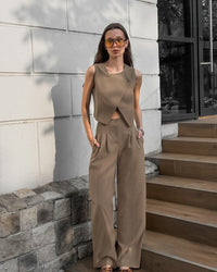 Ärmelloses Damen-Set strukturiertes Oberteil + braune Stoffhose - Siena