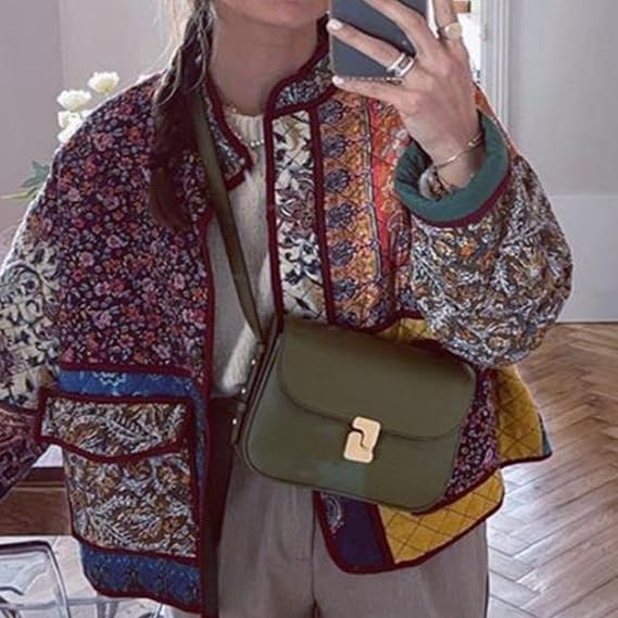 Steppjacke mit Ethno-Muster