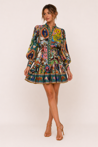 Bedrucktes kurzes Kleid mit langen Ärmeln und Gürtel für Frauen - Iria