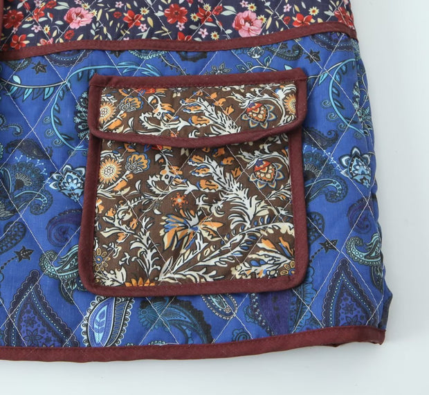 Steppjacke mit Ethno-Muster