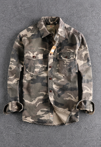 Herrenhemd im Camouflage-Look mit langen Ärmeln und Brusttasche – Orsen