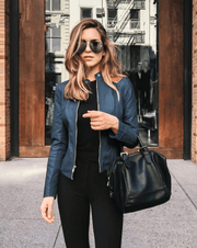 Jeansblau