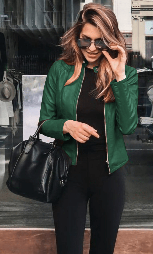 Figurbetonte Lederjacke im lässigen Stil