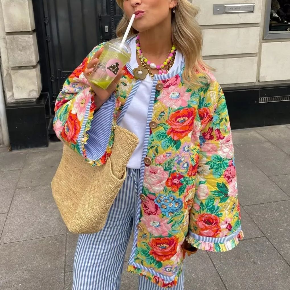 Steppjacke mit Blumenmuster und Patchwork