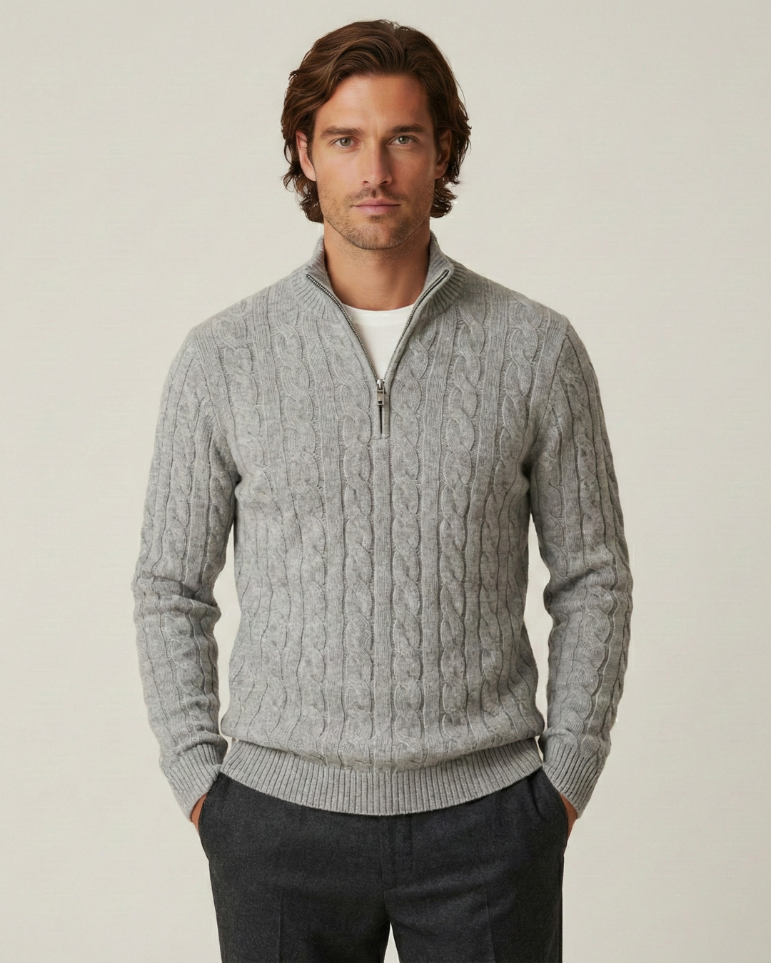 Herrenpullover Halbzip mit Zopfmuster & Stehkragen – Moritz