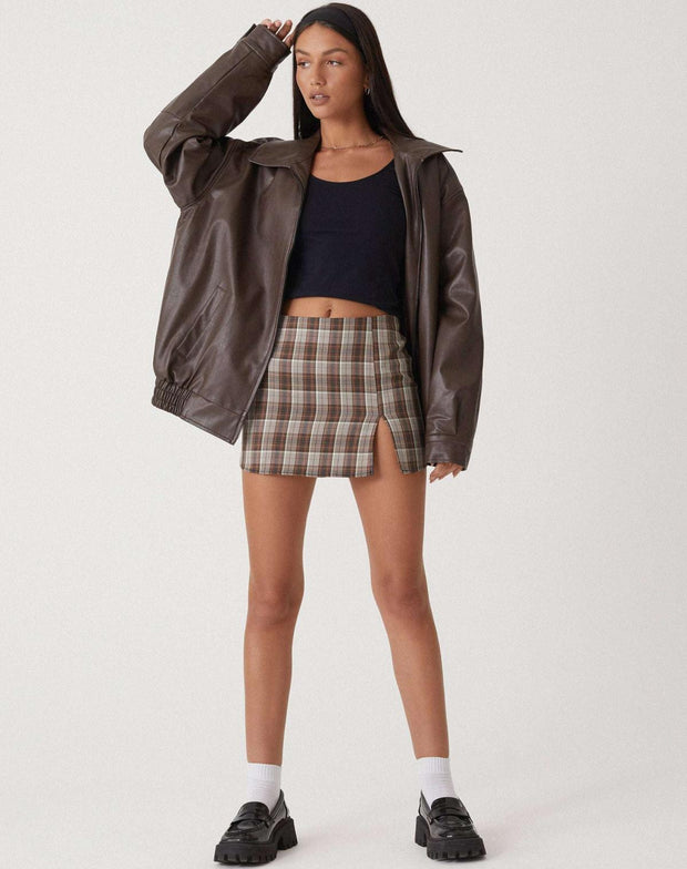 Oversize-Lederjacke mit moderner Linienführung
