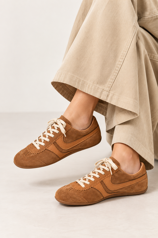 Damen Barefoot Sneaker Retro-Stil mit Materialmix – Alinda